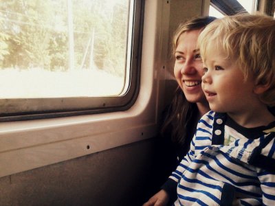 Foto aastast 2013, kui Tom oli veel 4-aastane ja raudteed mööda vuhisesid vanad rongid.