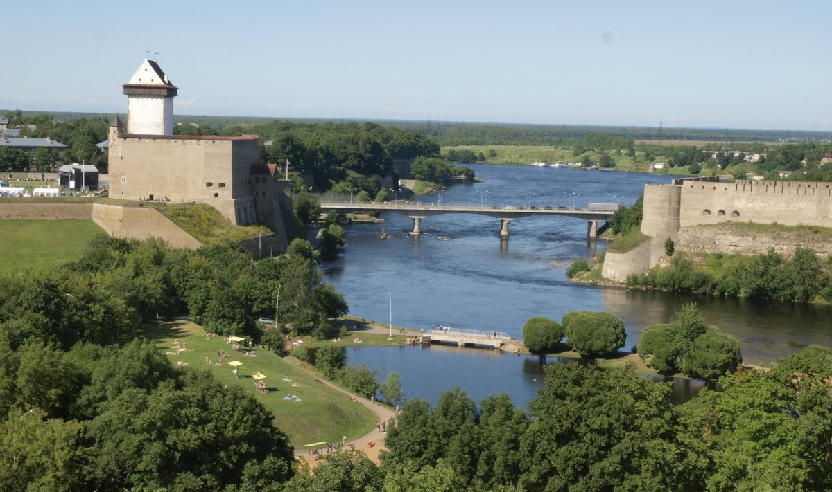 Пограничная река Нарва