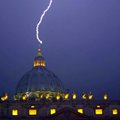 Katoliku kiriku suur häbiplekk – Vatikani pank