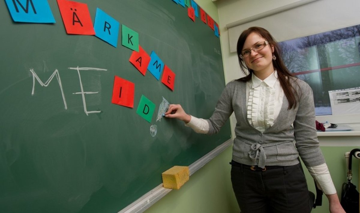 Agnes Filippov töötab Püünsi kooli tugikeskuses eripedagoogina, samuti õpetab ta eesti keelt ja matemaatikat. 