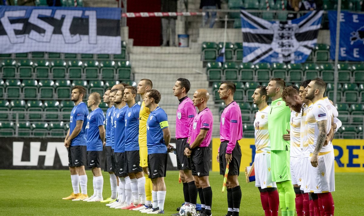 Eesti ja Armeenia koondised Lilleküla staadionil. 