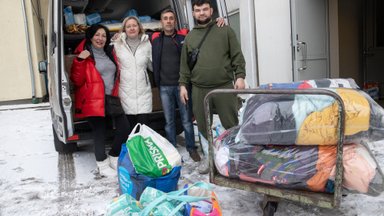 ФОТО | Жители модульных домов из Бучи просили помощи у Эстонии. Их услышали – отправили еду, памперсы и моющие средства