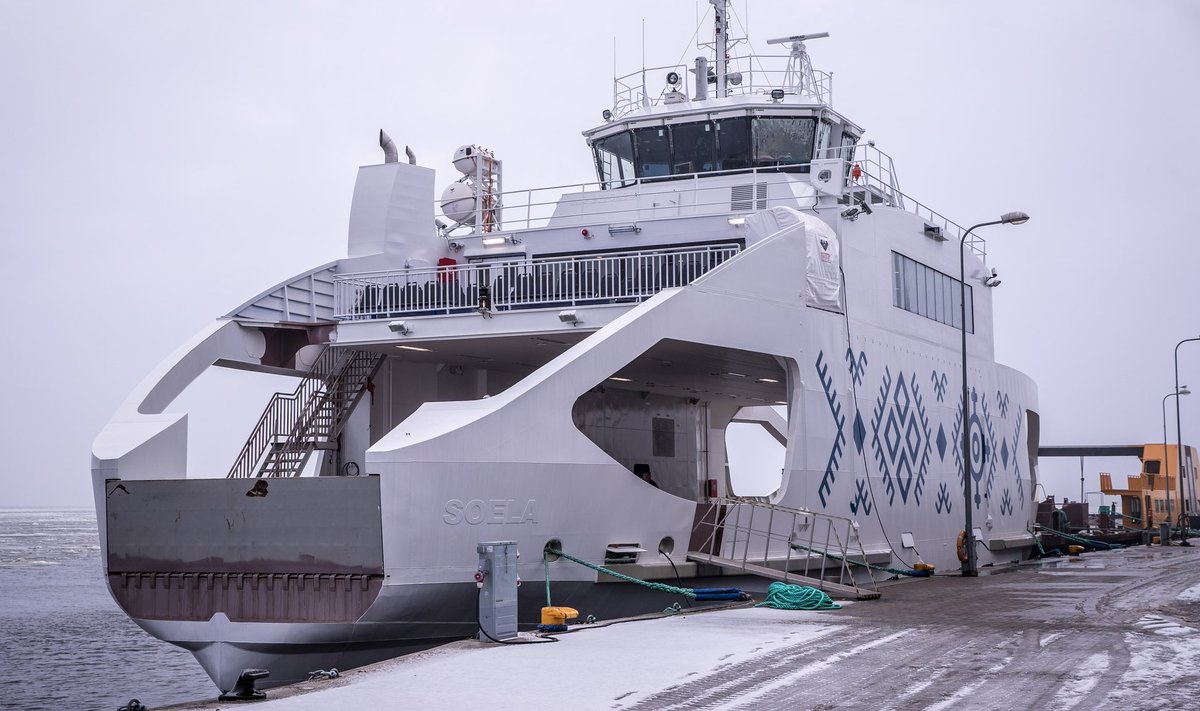 Nasval Baltic Workboatsi tehase kai ääres seisev parvlaev Soela on peaaegu valmis. Omanikule ehk majandusministeeriumile tuleb laev üle anda aprilli lõpuks.