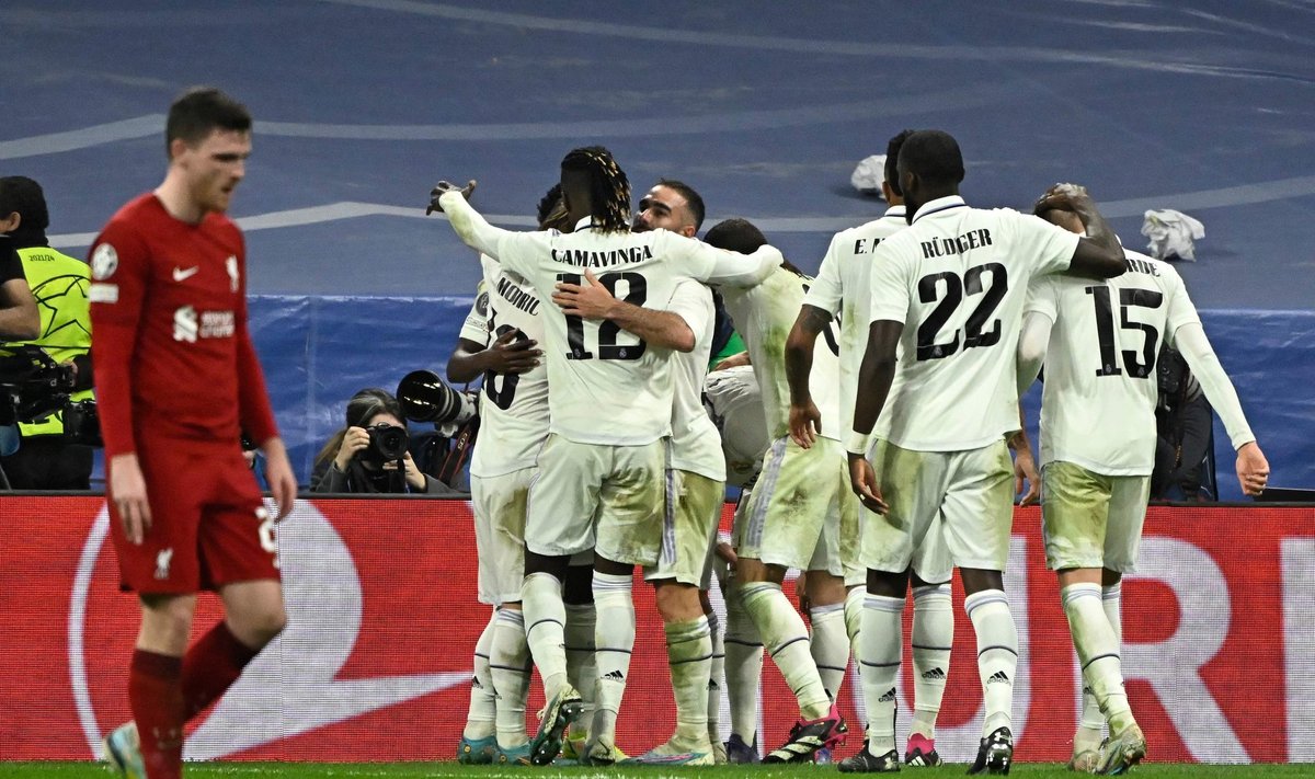Madridi Reali mängijad väravat tähistamas.