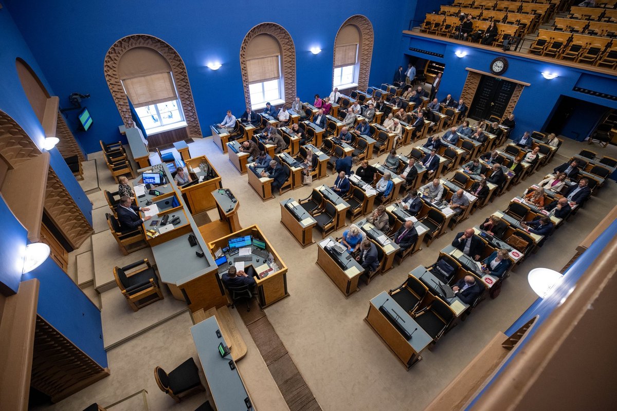 VIDEO JA FOTOD | Riigikogu võttis automaksu seaduse vastu