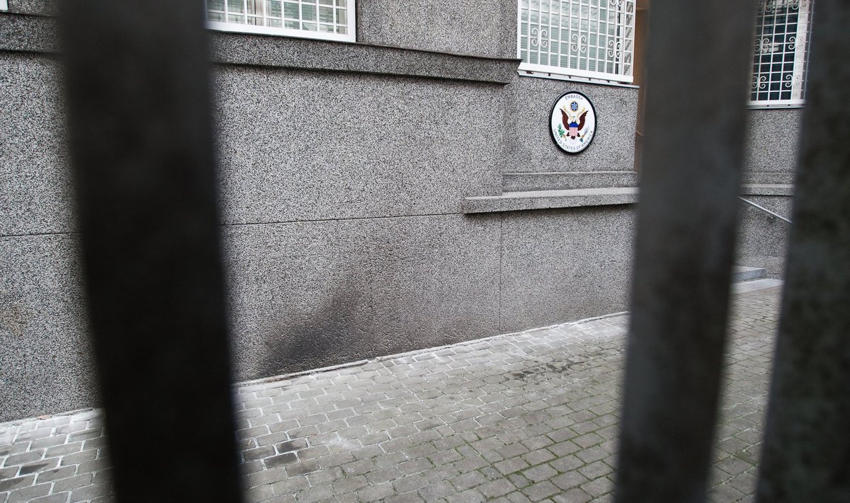 USA saatkond koliks hea meelega Kentmanni tänavalt ära.