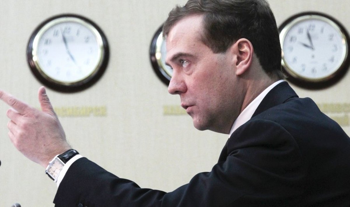 Medvedev vibutas sõrme