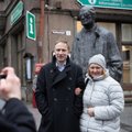 ФОТО | В Старом городе Таллинна установлен памятник Яану Кроссу
