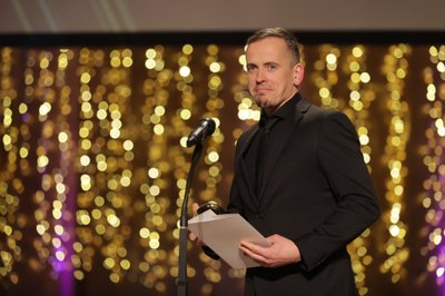 Ove Musting pälvis preemia filmi režissööritöö "Kalev" eest.