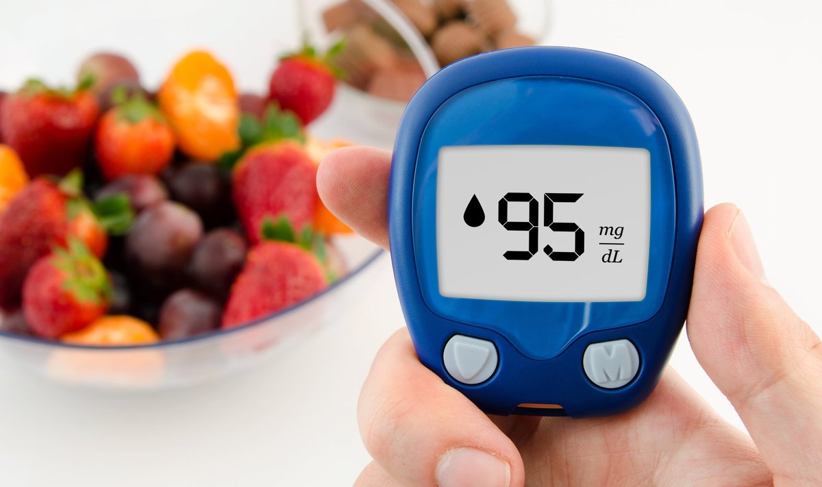 Diabeedihaige peab järjepidevalt jälgima oma veresuhkru taset, südame tervise heaks tuleb hoida kehakaal ja sellega seoses ka toitu­mine kontrolli all.