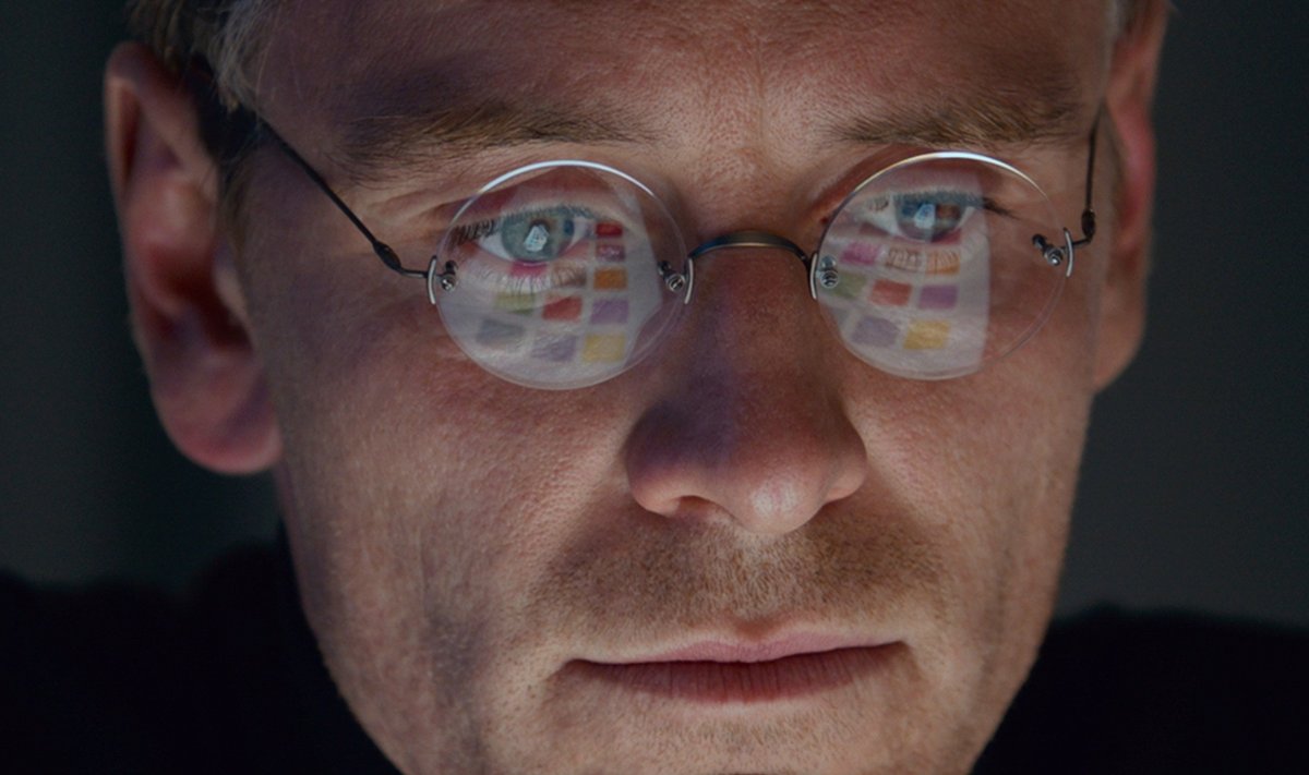 TABAB GEENIUSE OLEMUST: Steve Jobsi kehastab tunnustatud draamanäitleja MIchael Fassbender.