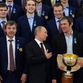 Putin kingib MM-tiitli võitnud hokimiljonäridele Mercedesed