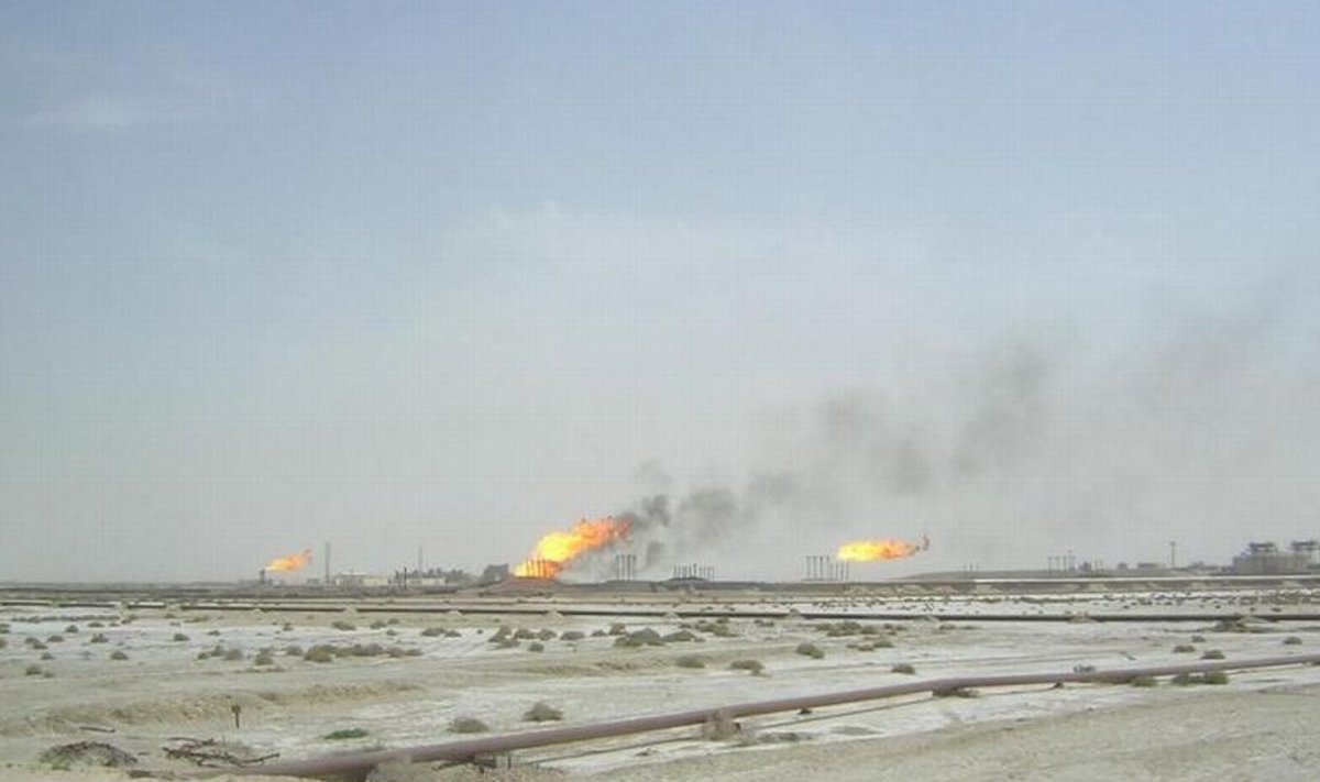 Naftaväli Iraagis. Lukoilil ebaõnnestus pakkumine naftaväljale, mille abil ta soovis taasata enda poolt Saddam Husseini ajal saavutatud haaret.