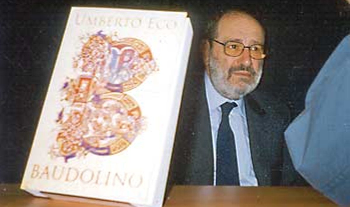 SEMIOOTIK JA TEMA RAAMAT: Umberto Eco Amsterdamis 2001. aastal esitlemas “Baudolino” hollandikeelset tõlget (romaani esmatrükk võõrkeeles). Harry Liivrand