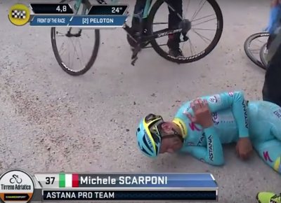 Kukkumisse sattunud Michele Scarponi 