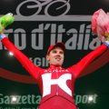 ФОТО: Эстонский велогонщик выиграл труднейший этап на "Джиро д’Италия"