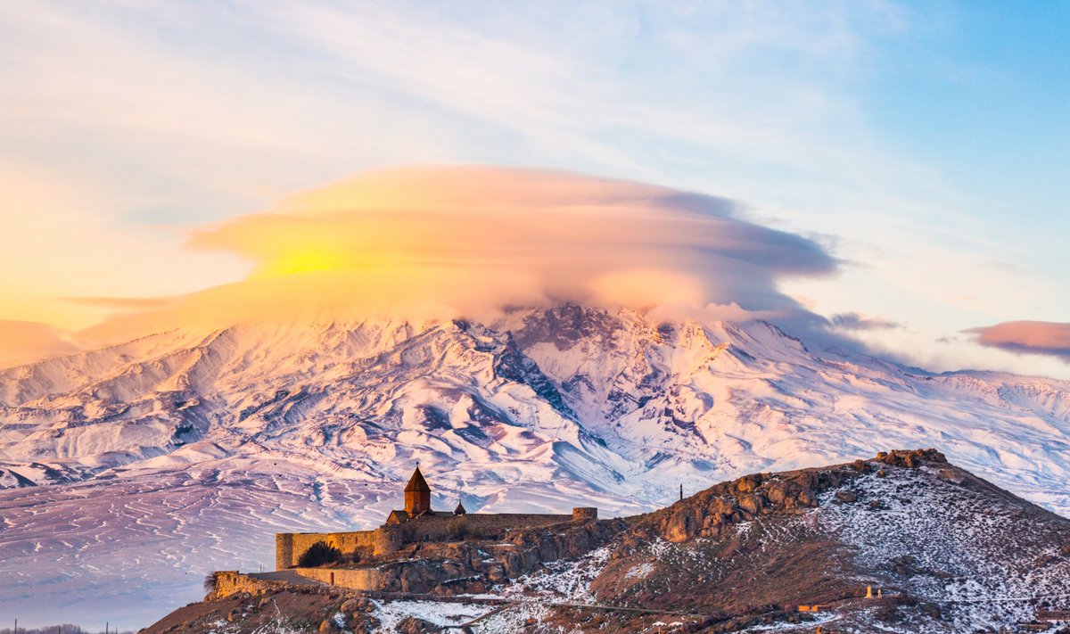 Ararati mägi Armeenias