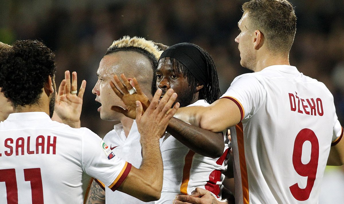 AS Roma (vasakult Mohamed Salah, Radja Nainggolan, Gervinho ja Edin Dzeko) kerkis võiduga tabeli tippu.