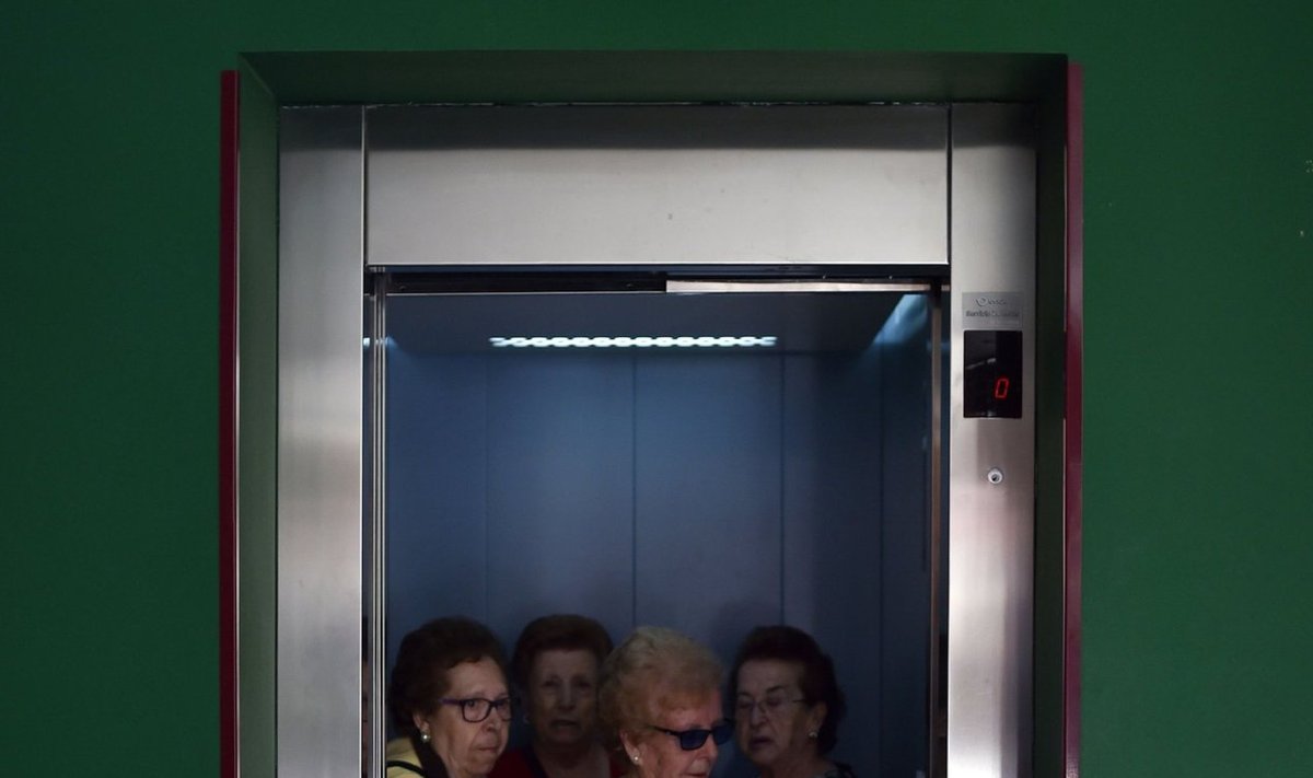 Hispaanlannad liftis. 