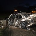 ФОТО: В Ида-Вирумаа при столкновении BMW и автобуса погибли трое человек