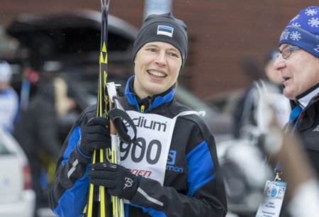 President Kersti Kaljulaid osales Soome suurimal rahvaspordiüritusel Finlandia-hiihto, saavutades 50 km vabatehnikaga suusamaratonil naiste seas 70. koha.