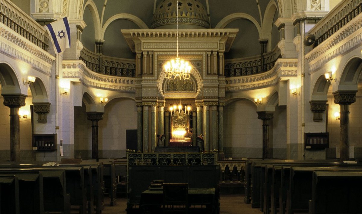 Uksed teadmata ajaks sulgenud Vilniuse sünagoog