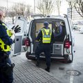 С 2019 года минимальная зарплата патрульных полицейских и пограничников повысится до 1280 евро