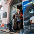 „Война - есть война“ VS „Путин *****“. Сторонники и противники Путина в Таллинне приняли участие в „выборах“