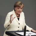 Меркель обеспокоена сообщениями о российской танковой колонне в Донбассе