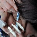Pikaajaline narkootikumide tarbimine jätab naise ajju sügavama jälje