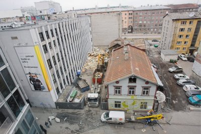 Kunstiakadeemia vana hoone lammutamine 2010. aasta kevadel. Töid teostas Aspen Grupp.