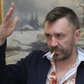 ВИДЕО: Сергей ‎Шнуров‬ ответил на санкции песней — разлюблю я фуагра из-за бугра