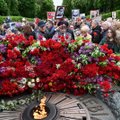 ”Бессмертный Грут”: в Киеве на шествие вынесли портреты персонажей Marvel