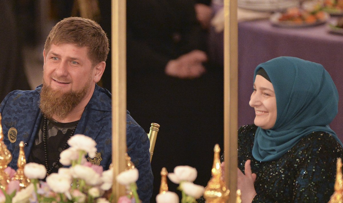 Ramzan Kadõrov koos ametliku naise Medniga