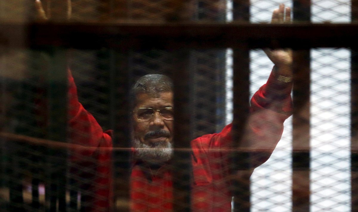 Vabade valimiste võitja Mohamed Morsi suri pärast pikka vintsutamist 2019. aastal kohtusaalis.