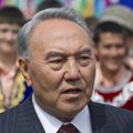 Kasahstani kooliõpilased võistlevad presidendi eluloo tundmises