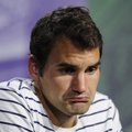 Federer langes maailma edetabelis viiendaks, Ferrer kerkis esmakordselt kolme hulka