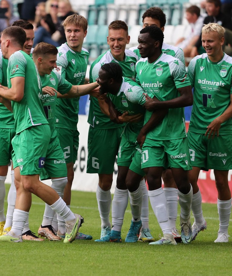 FCI Levadia jaoks oli lõppenud nädal edukas. Ernest Agyiri (keskel) lõi kolm väravat.