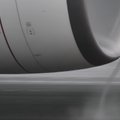 VIDEO: veepöörised reaktiivlennuki mootori ja märja hoovõturaja vahel