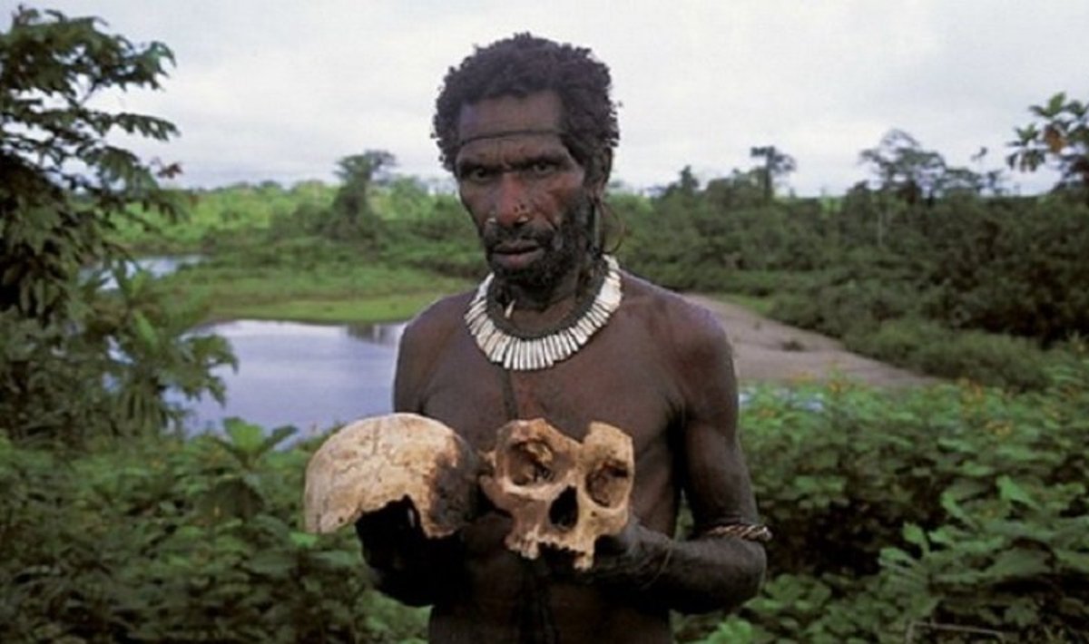 Короваи - племя каннибалов из Папуа-Новой Гвинеи