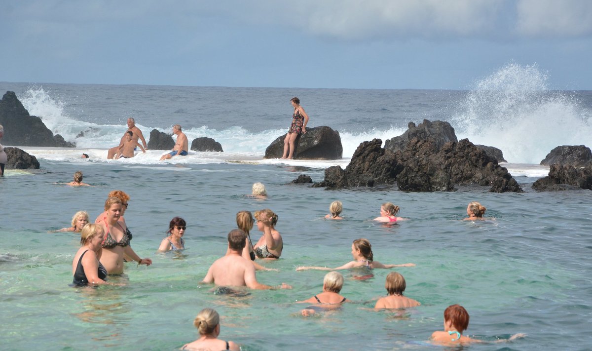 3Pikki liivarandasid Madeiral pole, kuid ujuda saab selleks kohandatud basseinides, seda aga ainult siis, kui ookean lubab – tormiga vette ei saa.