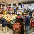 FOTOD | Hiiul avati rahva suure huvi saatel Rimi supermarket, kus alkoholiriiulid on kavalalt ära peidetud