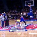 VIDEO: Uskumatu! NBA klubi tantsutüdruk tabas mängu vaheajal pöörase viske