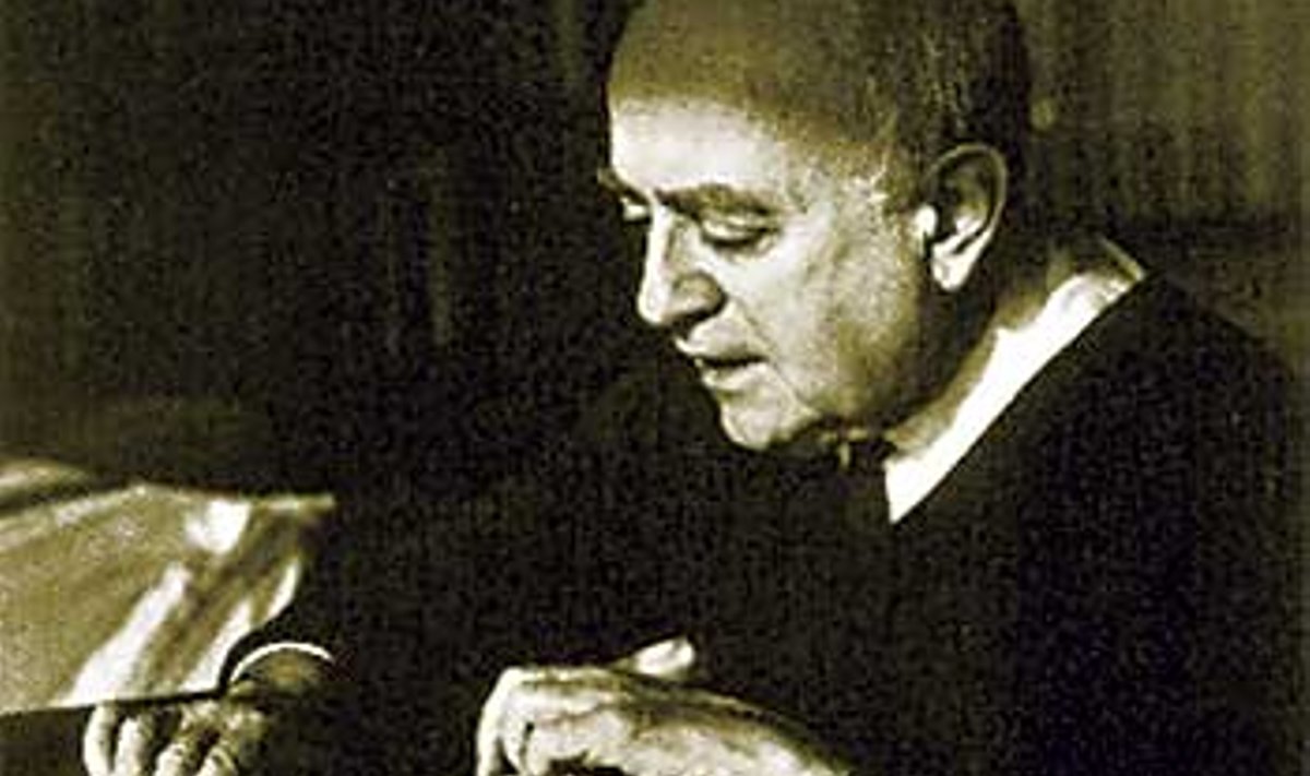 THEODOR W. ADORNO (1903-1969): Kuulus kui popkultuuri seletaja.
