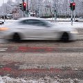 Осторожнее на дорогах: сегодня в Эстонии ожидаются снегопад и метель, дорожные условия изменчивы