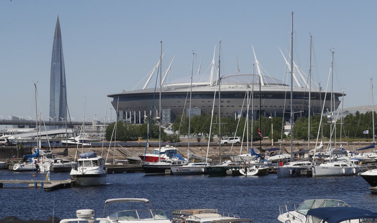 Üle 68 000 pealtvaataja mahutav Krestovski staadion Peterburis