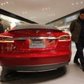 Kas hoop Tesla populaarsusele: elektriauto autopiloot põhjustas juhi surma