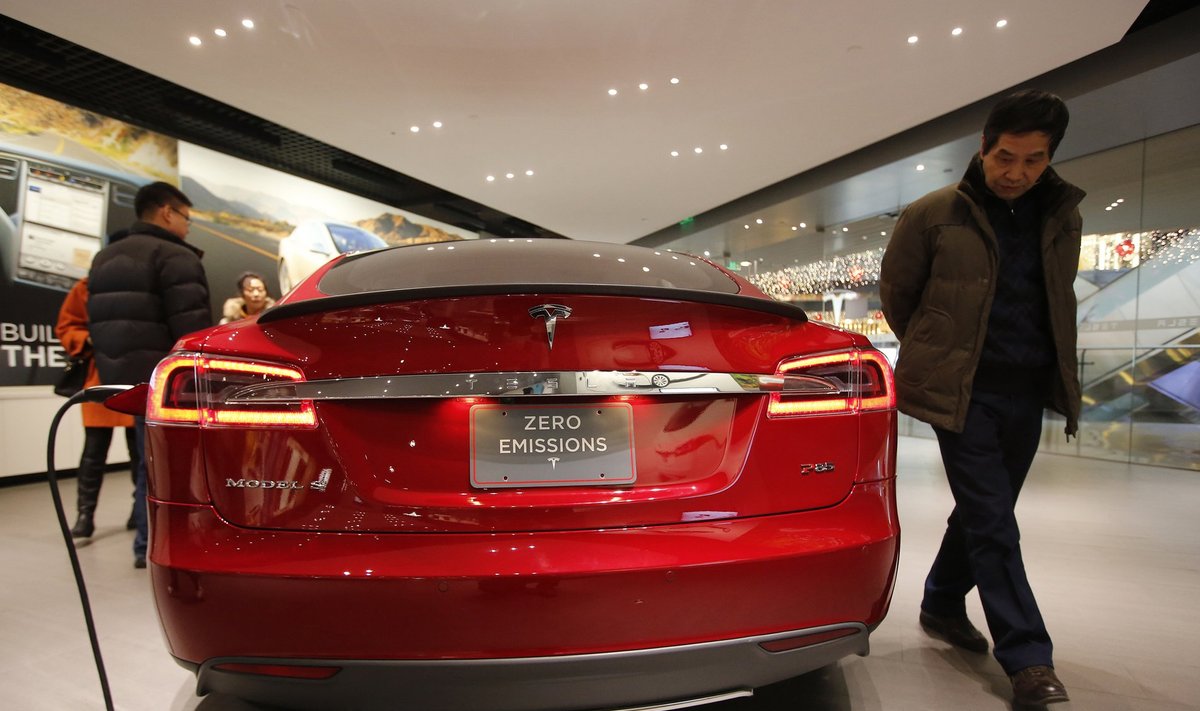 Tesla Motorsi Model S P85 Pekingi autonäitusel Beijing