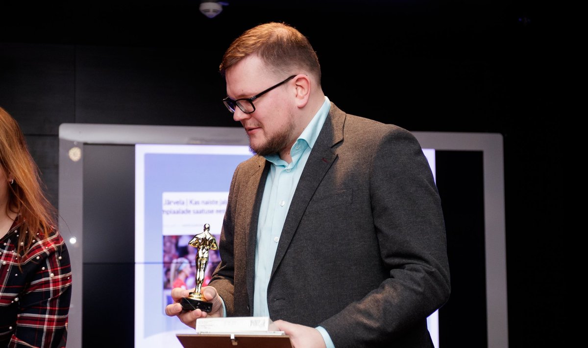 Ott Järvela kirjeldab lugejatele värvilist jalgpallielu.
