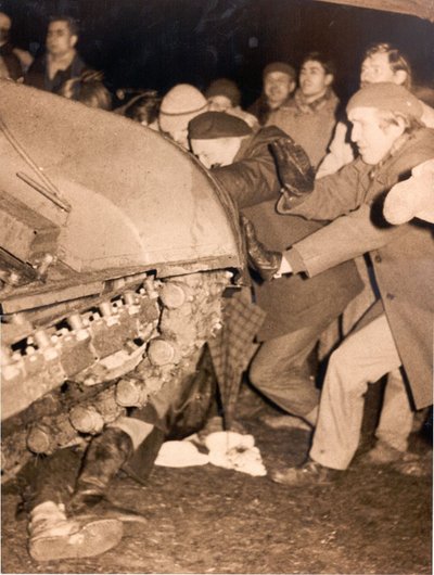 Vilniuses sõitsid nõukogude tankid inimestest üle.
